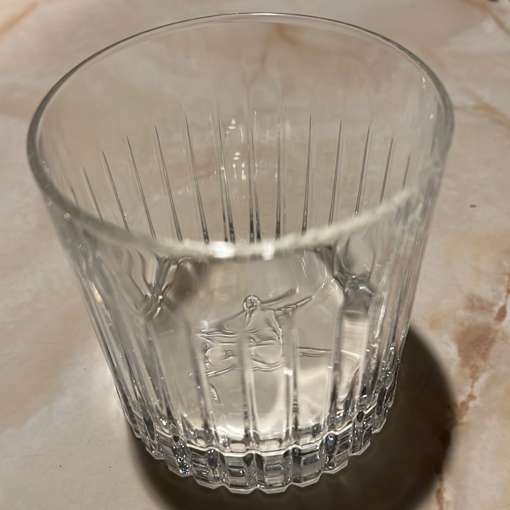 New Remy, Martin glass